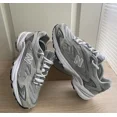 thumbnail image 5 of ??New Balance 725 Men Running Shoes Casual Sneakers Grey White (ML725P)- Men 9.5, 5 of 5