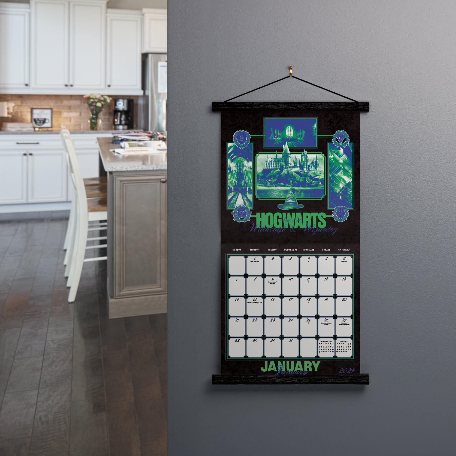 Trends International 2024 Harry Potter 2024 Harry Potter Wall Calendar & Magnetic Frame