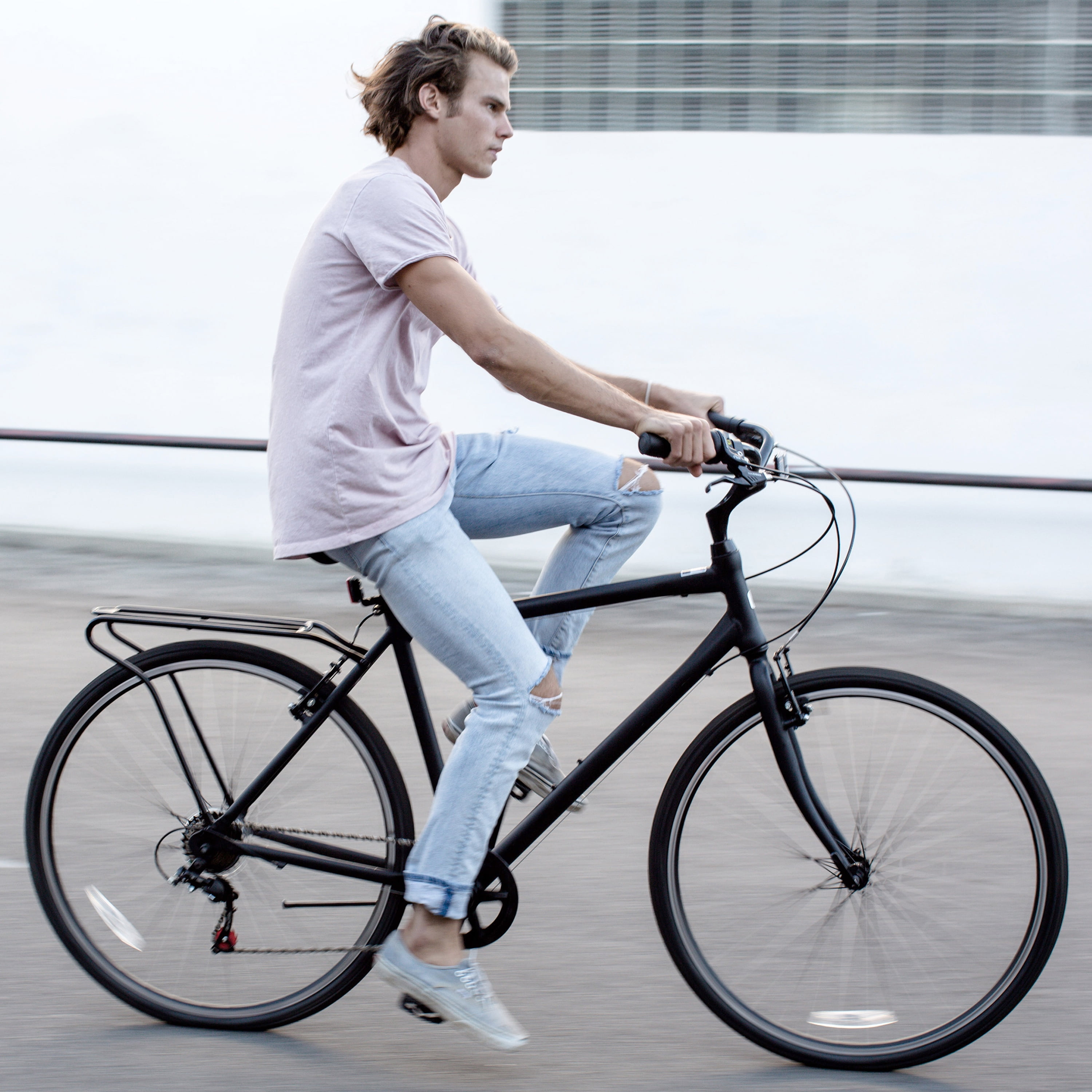 sixthreezero Explore Your Range Men s 7 Speed Hybrid Commuter Bicycle 26 Wheels and 18 Frame Matte Black Walmart