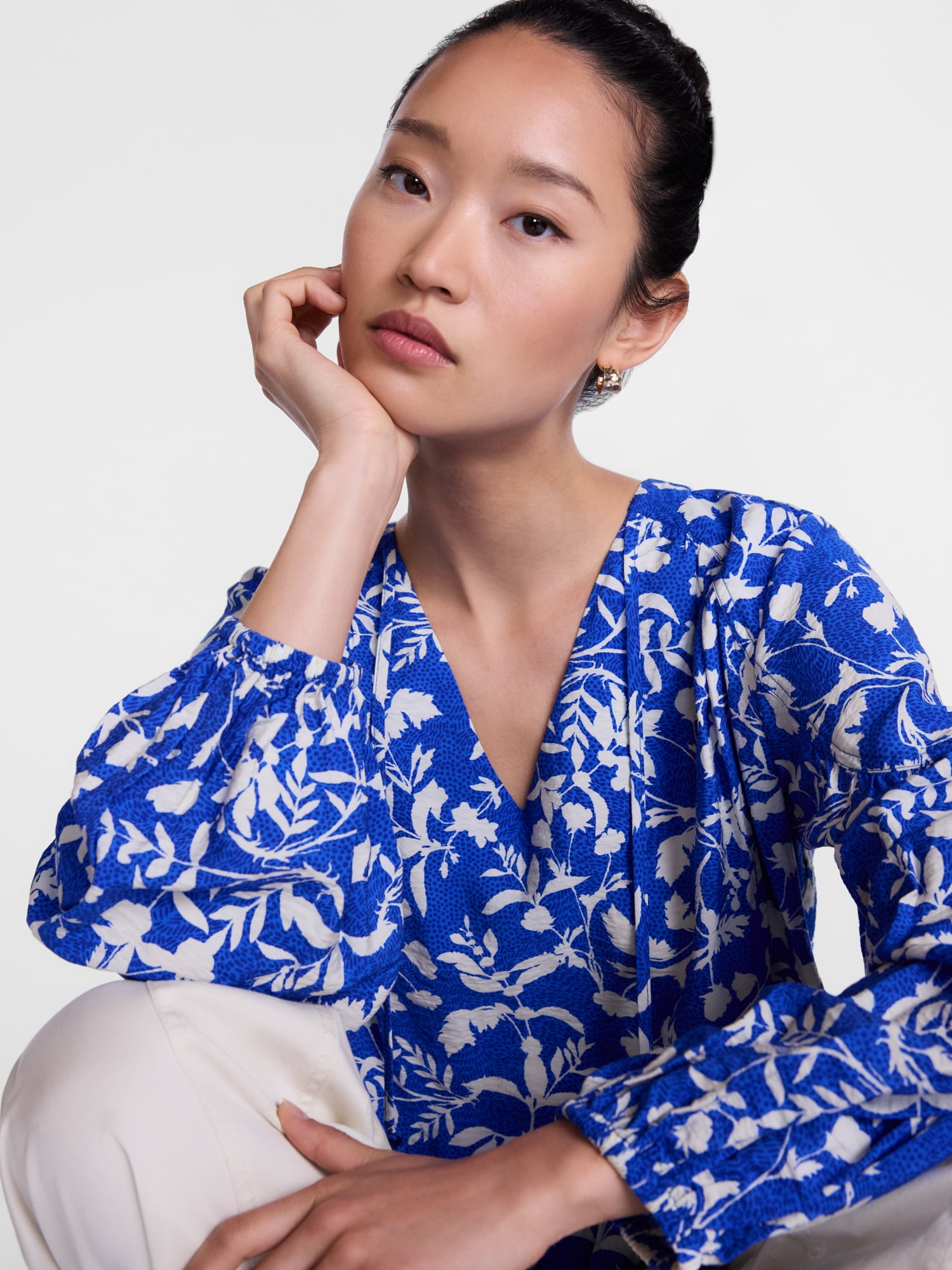 Scenario Women's and Women's Plus Gathered Yoke Blouse with Long Sleeves, Sizes XS-4X