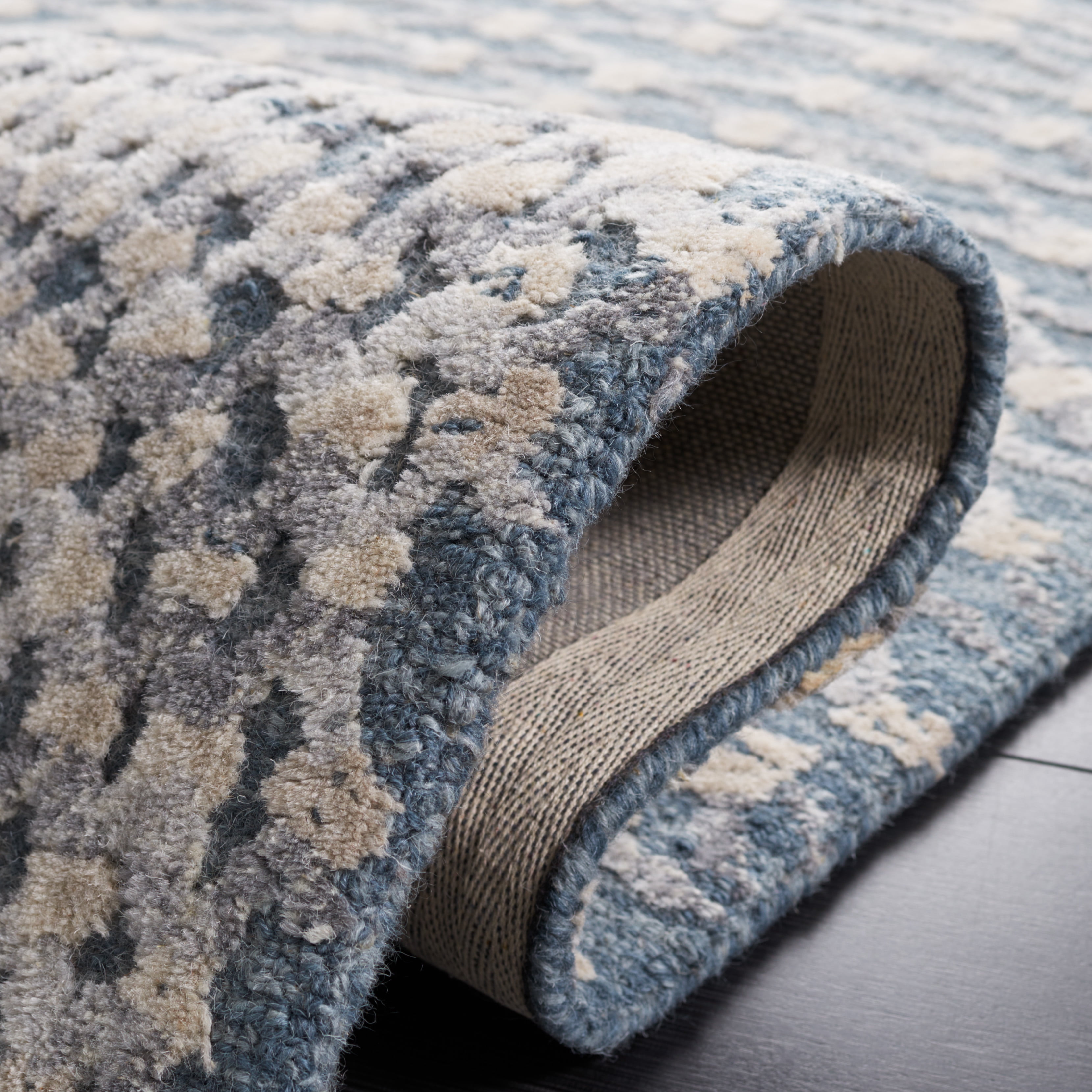 SAFAVIEH Metro Claude Geometric Runner Rug, Grey/Beige, 2'3" x 9'