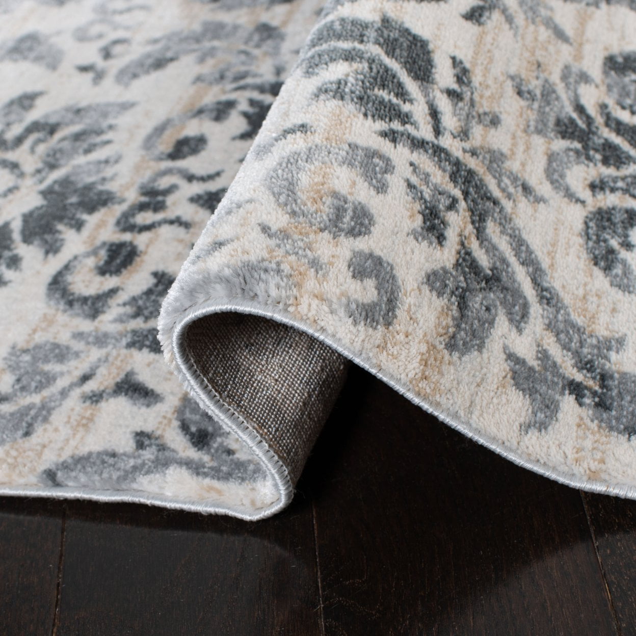 Safavieh Isabella Altan Floral Trellis Area Rug or Runner