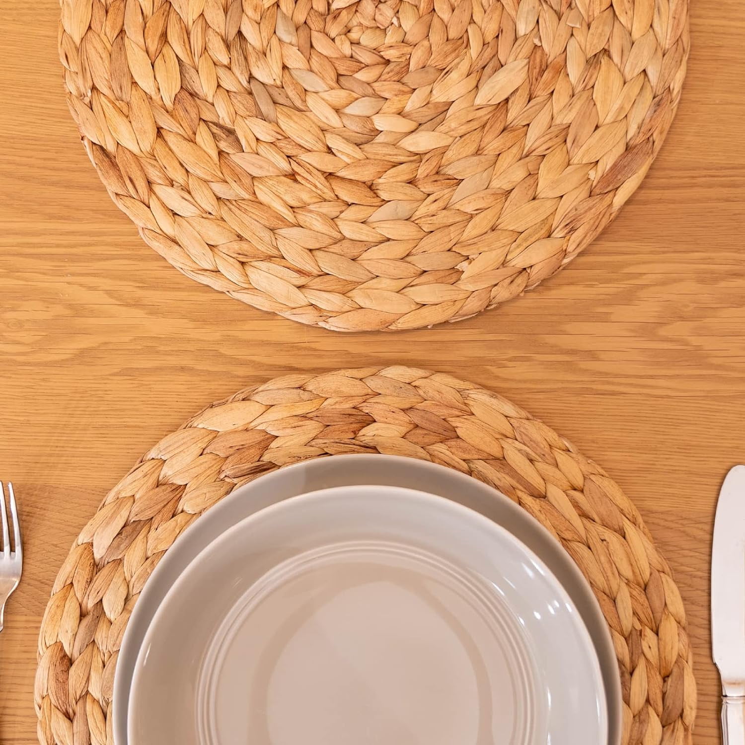 Gixusil 8 Pcs Round Woven Placemats , Natural Water Hyacinth Place Mats, Boho Wicker Placemats, ,Water Hyacinth Table Mats for Dining Table (11.8 inch)