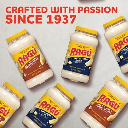Ragu Classic Alfredo Pasta Sauce, Made with Real Cheese, 16 oz