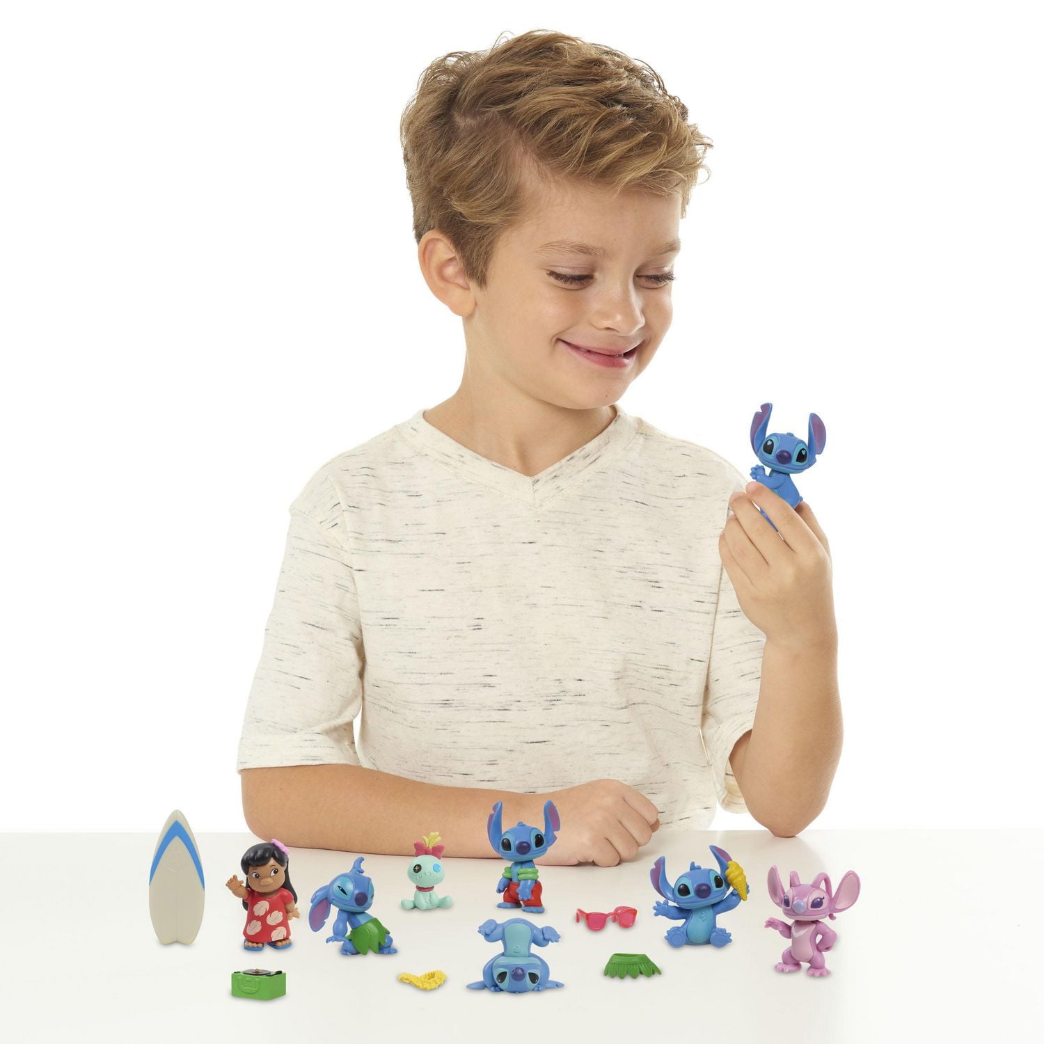 Disney’s Lilo & Stitch Deluxe Figure Set, 13-Piece Set