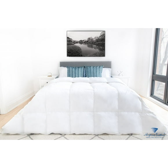 Highland Feather Certified Filled in Canada White Down Duvet Comforter 233 T.C 550 Loft with Corner Ties