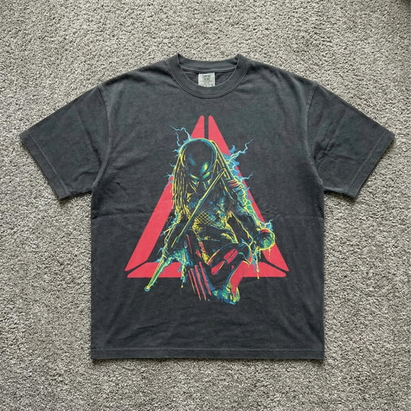 CLOTEX 80's Movie T-Shirt, Retro Cult Classic Action Film Predator Monster Graphic Tee, Black S