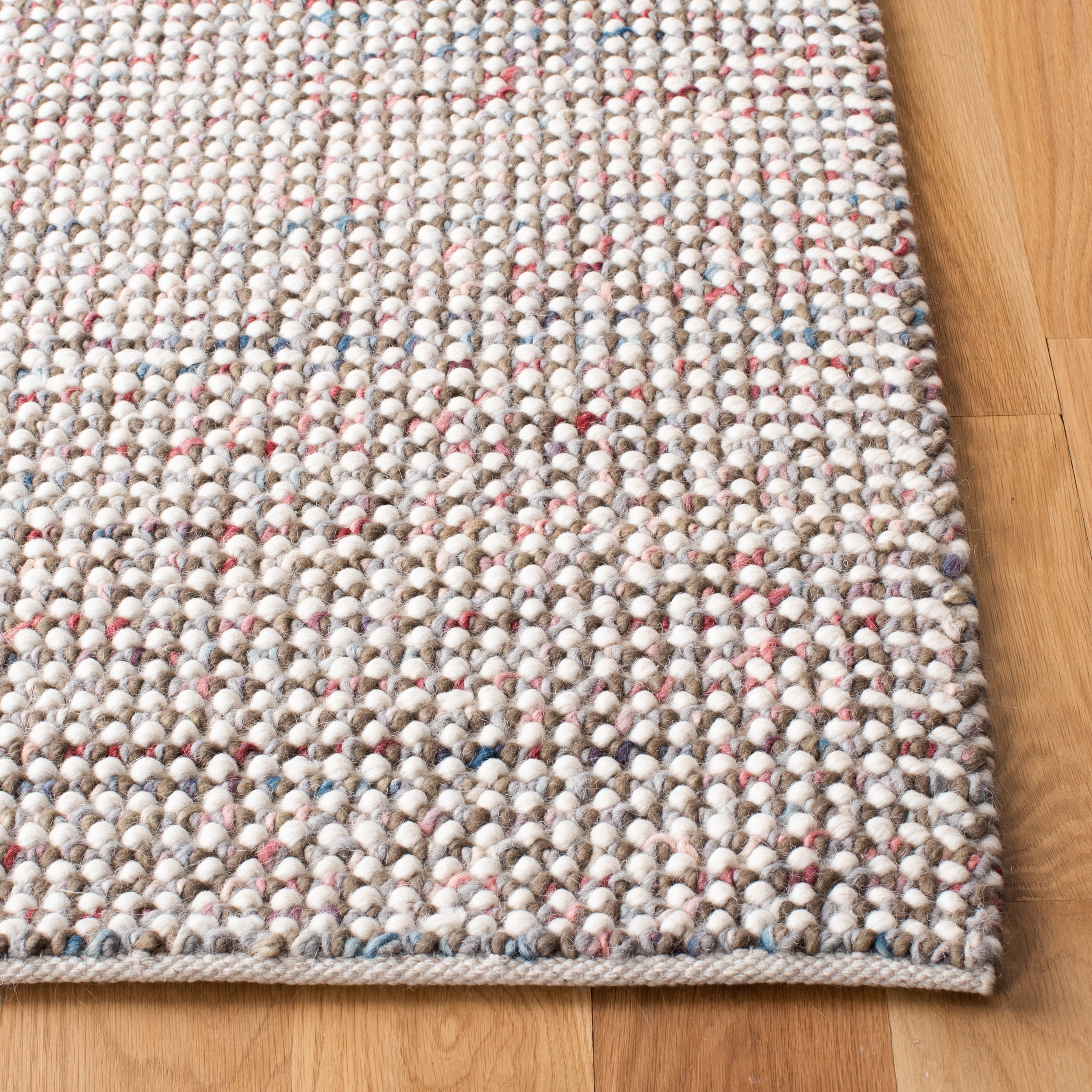 SAFAVIEH Vermont Windsor Solid Area Rug, Ivory/Grey, 6' x 6' Square