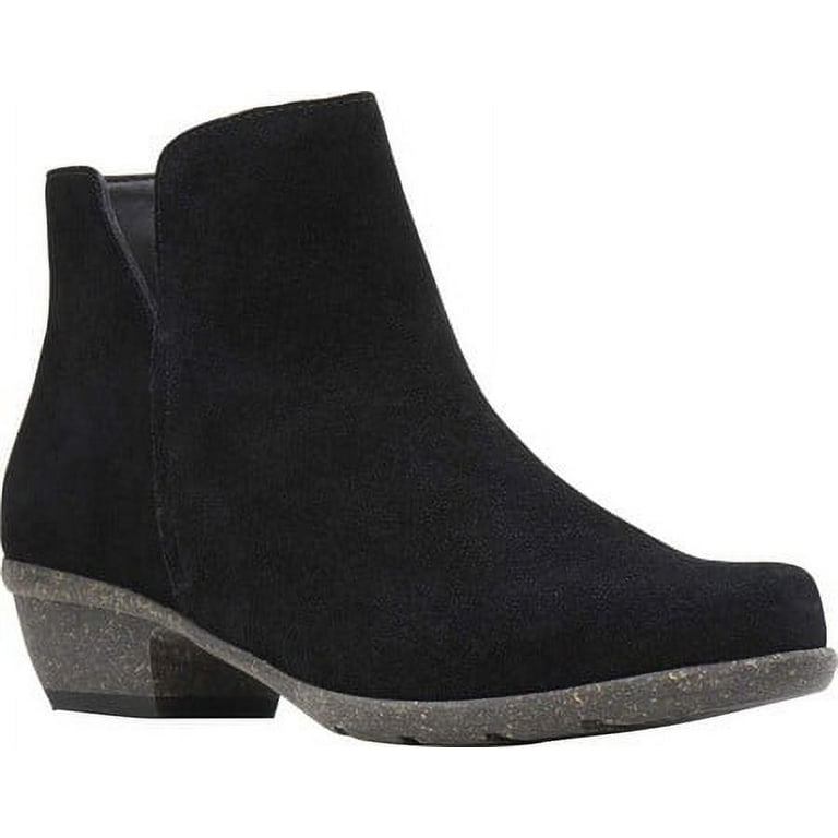 Clarks wilrose 2025 frost black