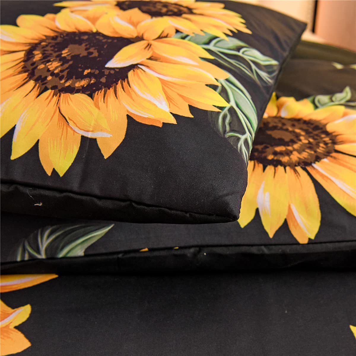 NTBED Black Sunflowers Comforter Set Queen Yellow Floral Botanical 3-Pieces Microfiber Bedding Quilt