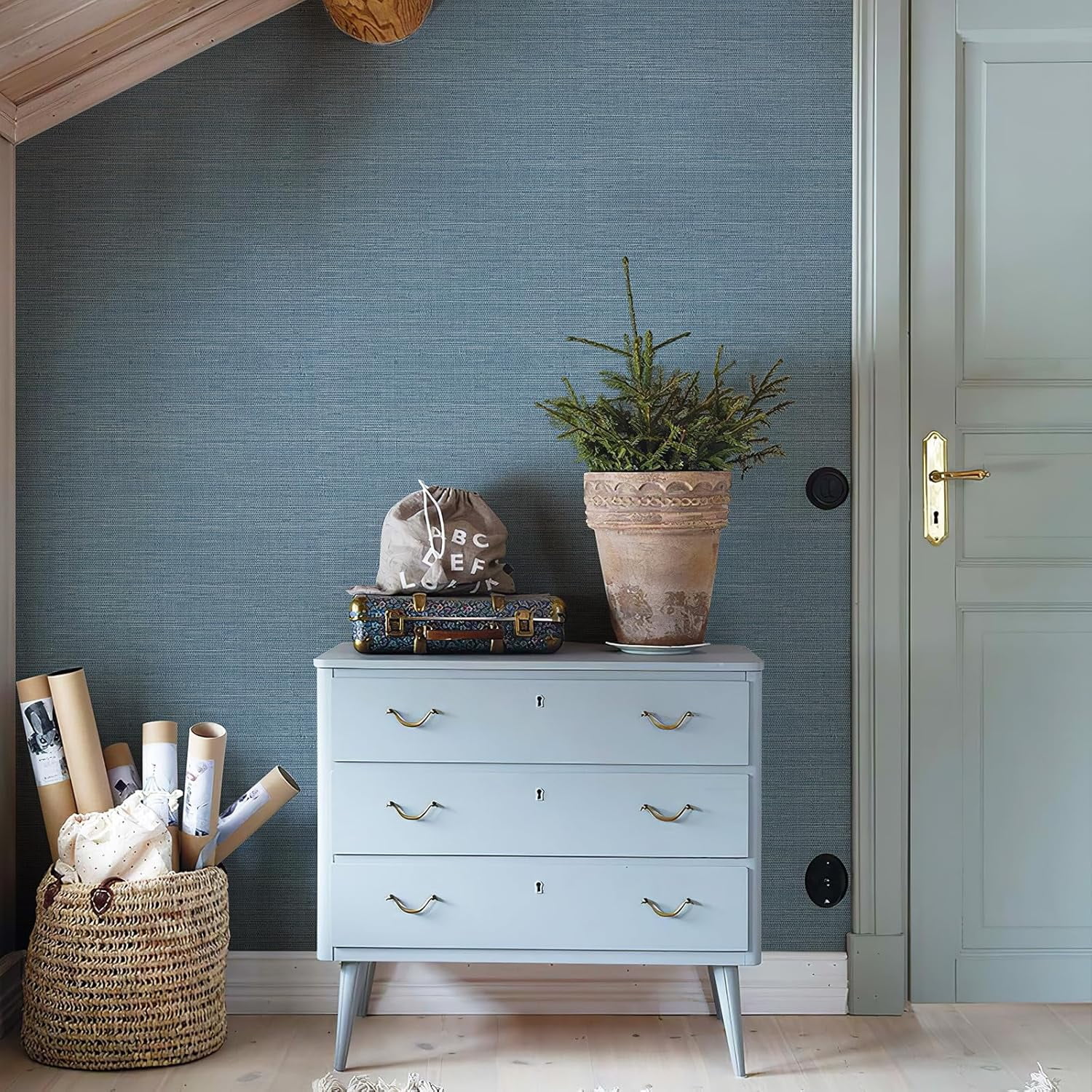 AsdQ Wallpaper Peel and Stick 118-in x 17.3-in Textured Wallpaper Faux Grasscloth Self-Adhesive Linen Removable Wallpaper Cabinets Counter Top Liners