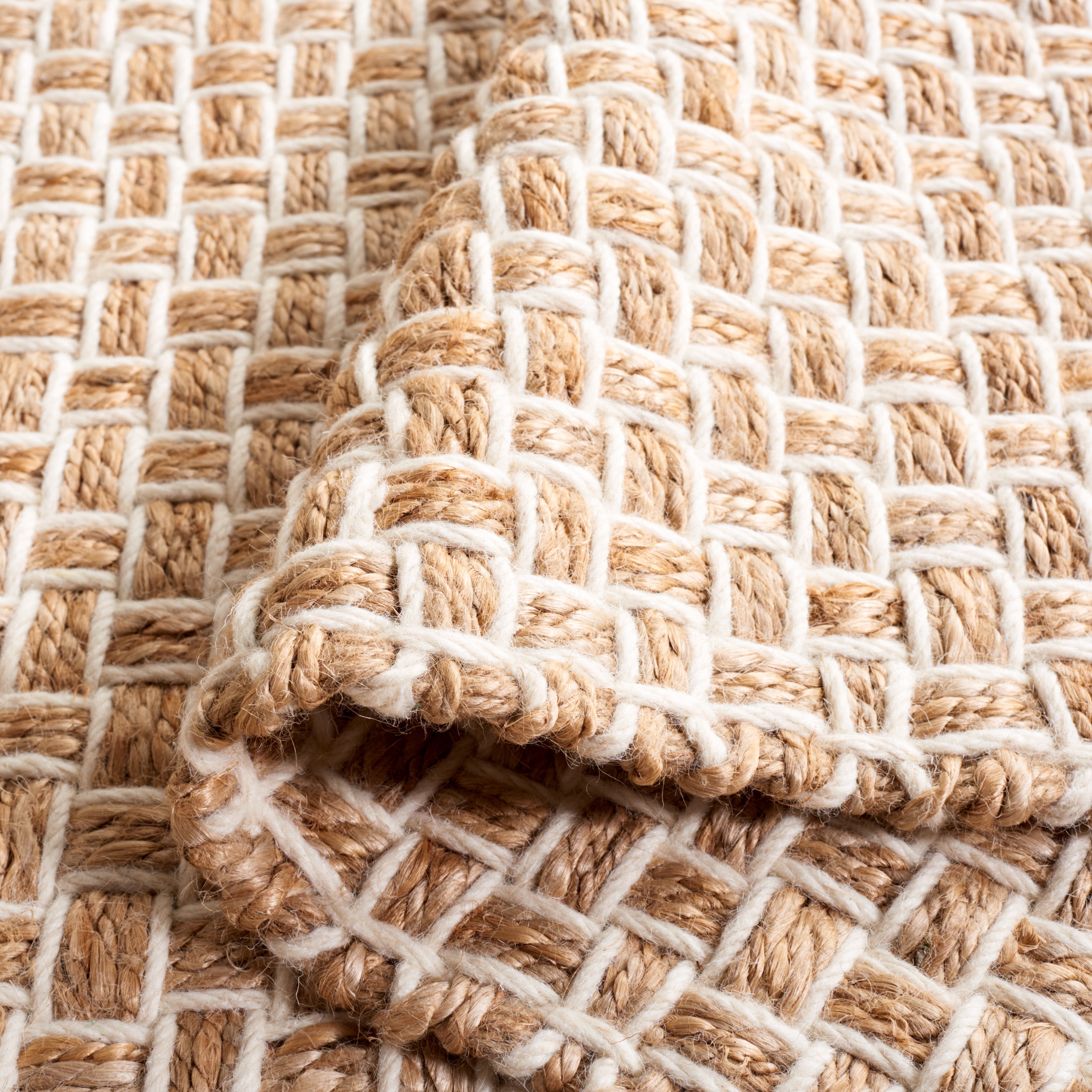 SAFAVIEH Natural Fiber Ella Solid Area Rug, Natural/Ivory, 8' x 10'