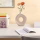 thumbnail image 4 of Fiudx Jarrón de Cerámica, Elegante Diseño de Dona para Decoración Del Hogar, Centro de Mesa Moderno de Porcelana, Toque Decorativo Versátil, Ideal para Sala de Estar, Dormitorio y Oficina, Elegante y, 4 of 5