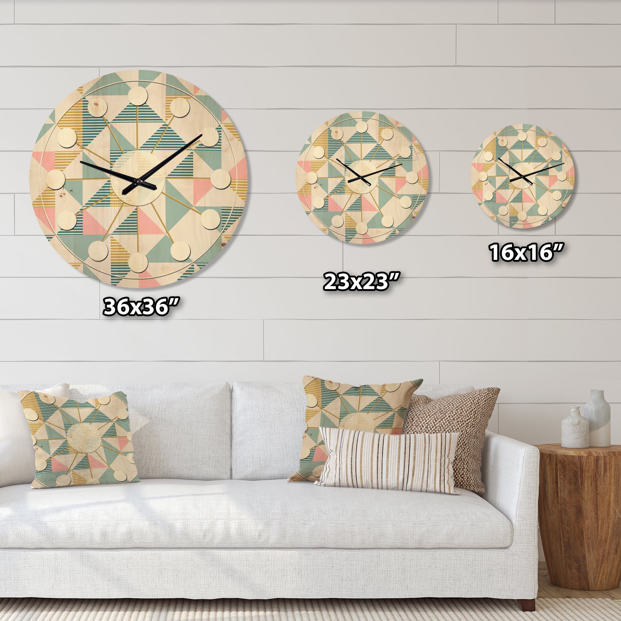 Designart 'Diamond Retro Pattern I' Mid-Century Modern Wood Wall Clock