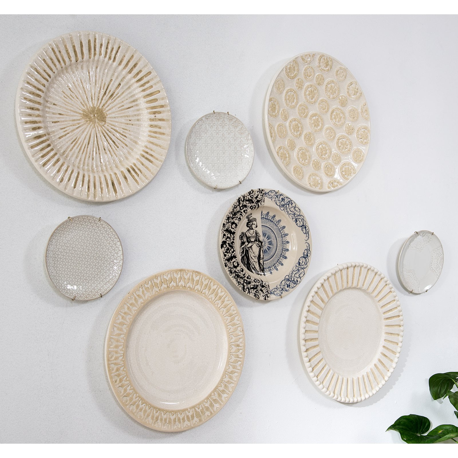 OFF-WHITE Art Print Ceramic Plate Cream