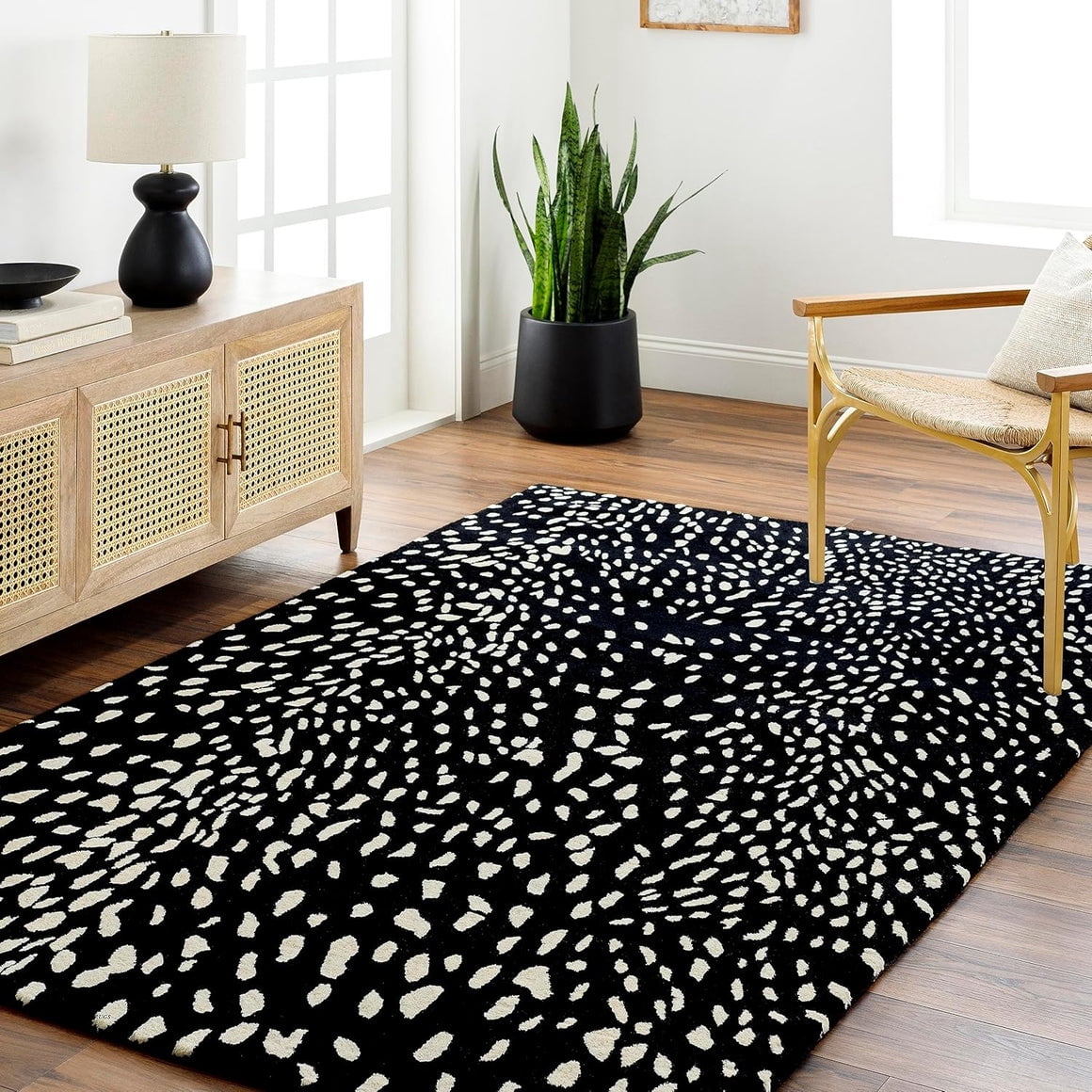 Avyay Rugs Antelope Cheetah Hand-Tufted Wool Runner Rug – Contemporary Animal Print Carpet, Plush Hallway or Entryway Accent – 2.6x8