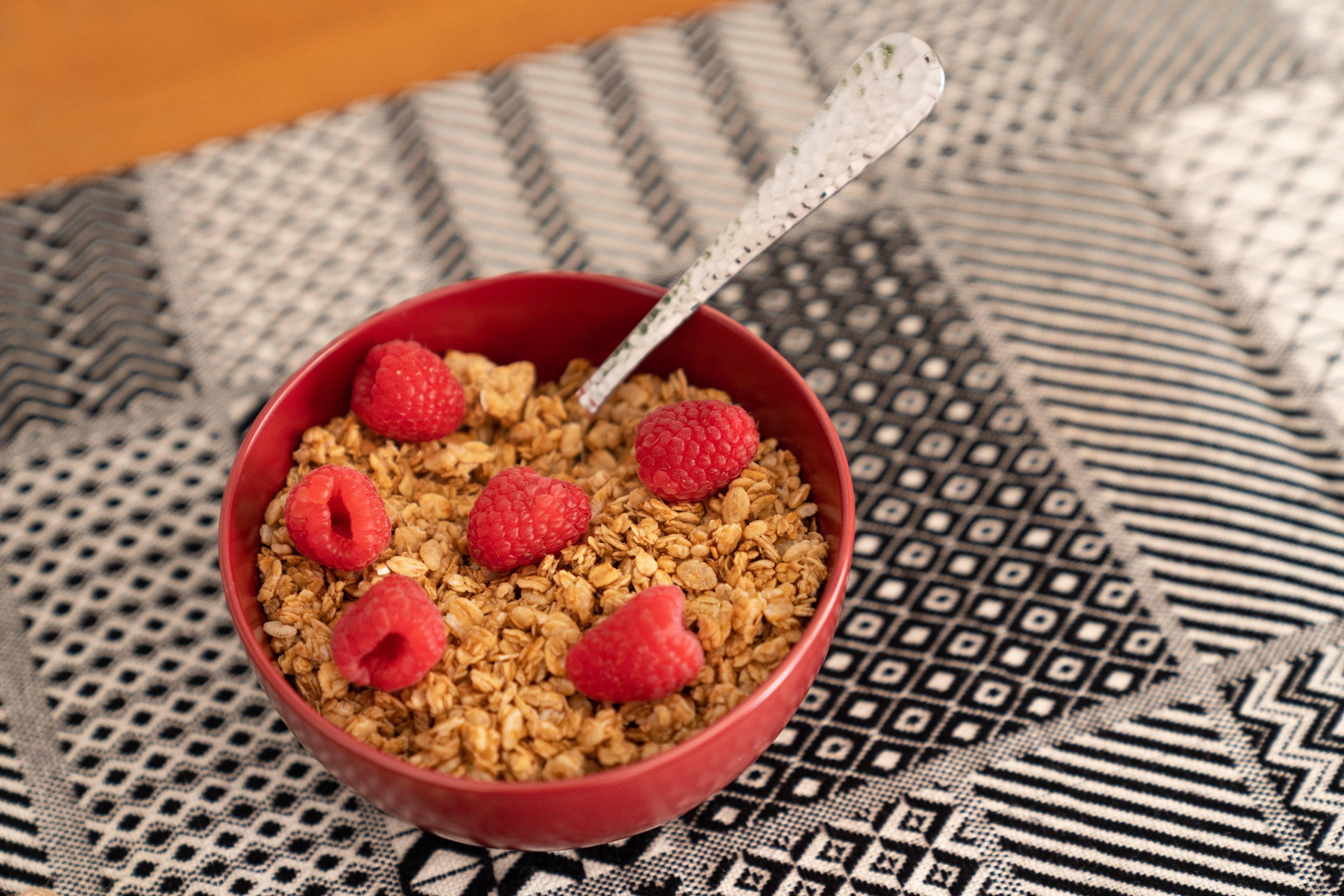 10 Strawberry Street Wazee Matte 5.5"/20oz Cereal Bowl, Set of 6, Red