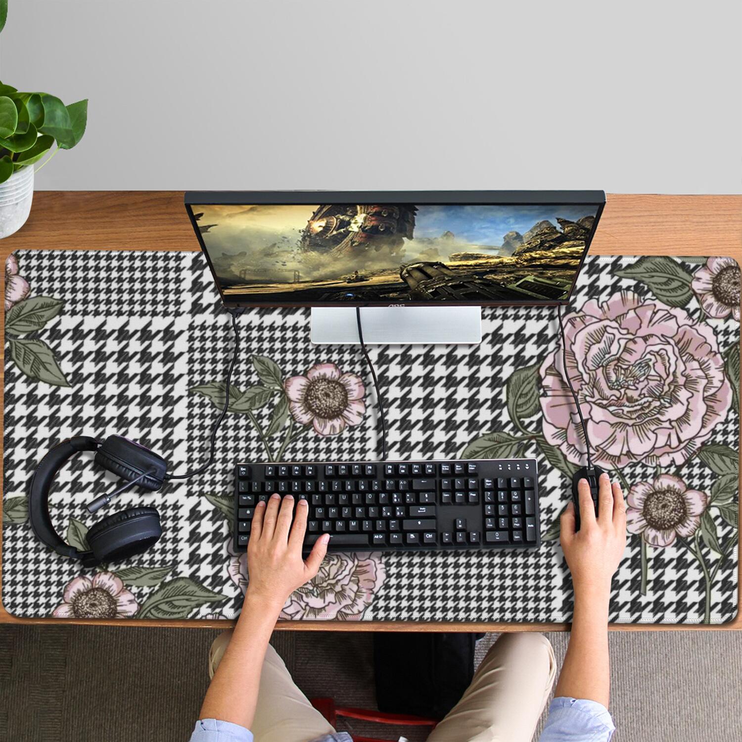Long Mouse Pads for Desk,Pioneer Flower Floral Print Pattern Desk Mats on Top Of Desks, Desk Mouse Pad Extra Large with 3mm Non-Slip Base and Stitched Edge for Gaming,Office,Work,Home 47.3"x23.6"