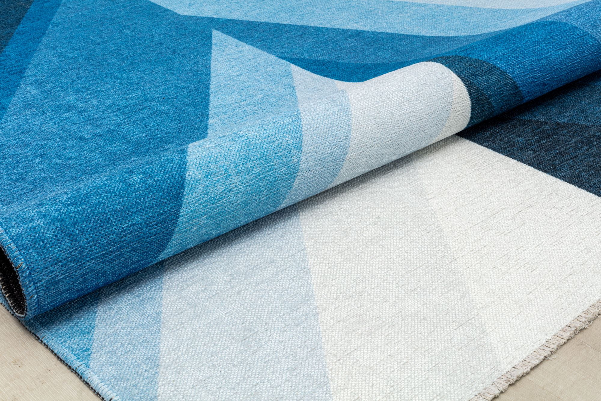Elizabeth Sutton MI40A True Blue Stripe Modern Blue Area Rug, 2'7" x 8'