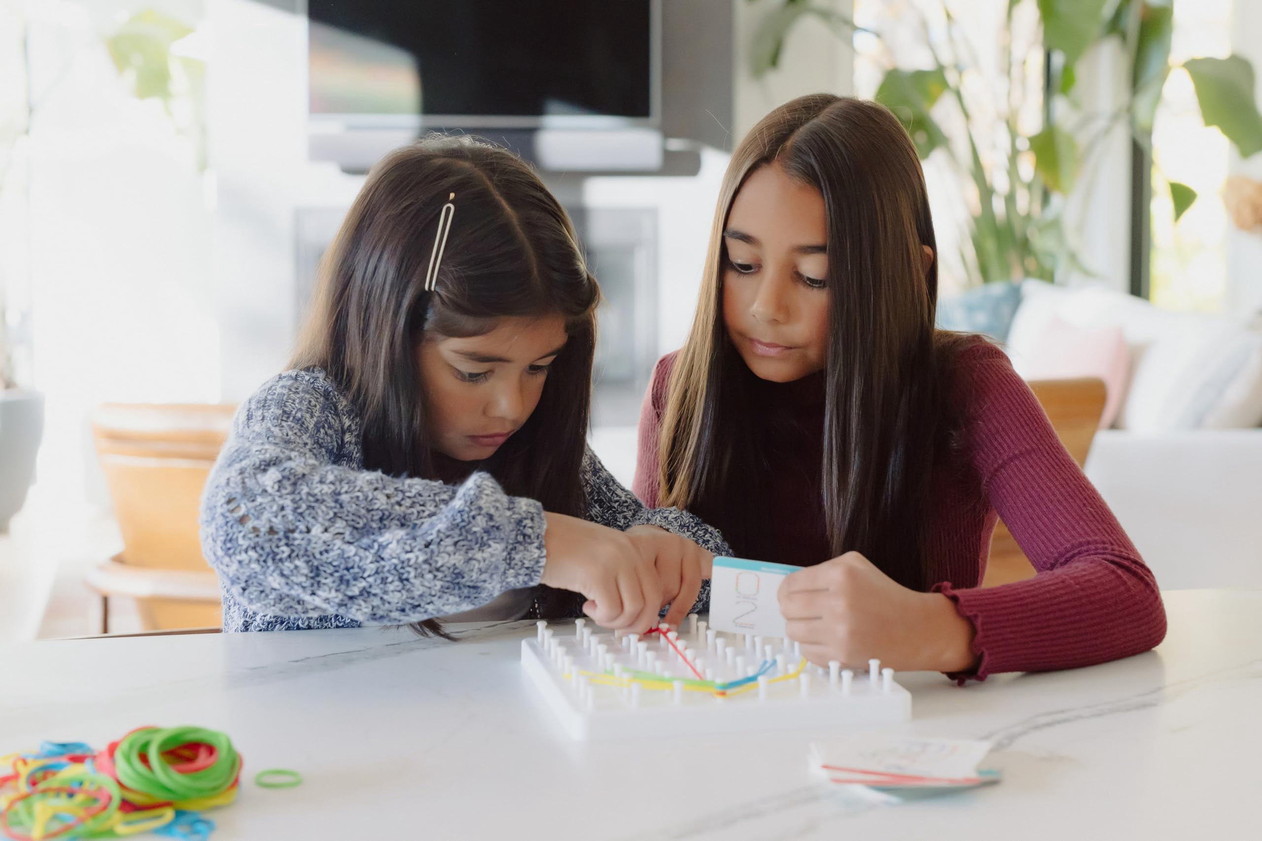 Chuckle & Roar Pegboard Creations Includes 50 Design Challenges for Children Ages 5 and Older