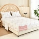 thumbnail image 5 of HITIME Juego de Sábanas Tamaño King 4 Piezas Incluye 1 Sábana Plana, 1 Ajustable & 2 Funda de Almohada, Suave Transpirable Microfibra de Poliéster, Diseño Estampado Moderno Fresco y Transpirable, 5 of 9