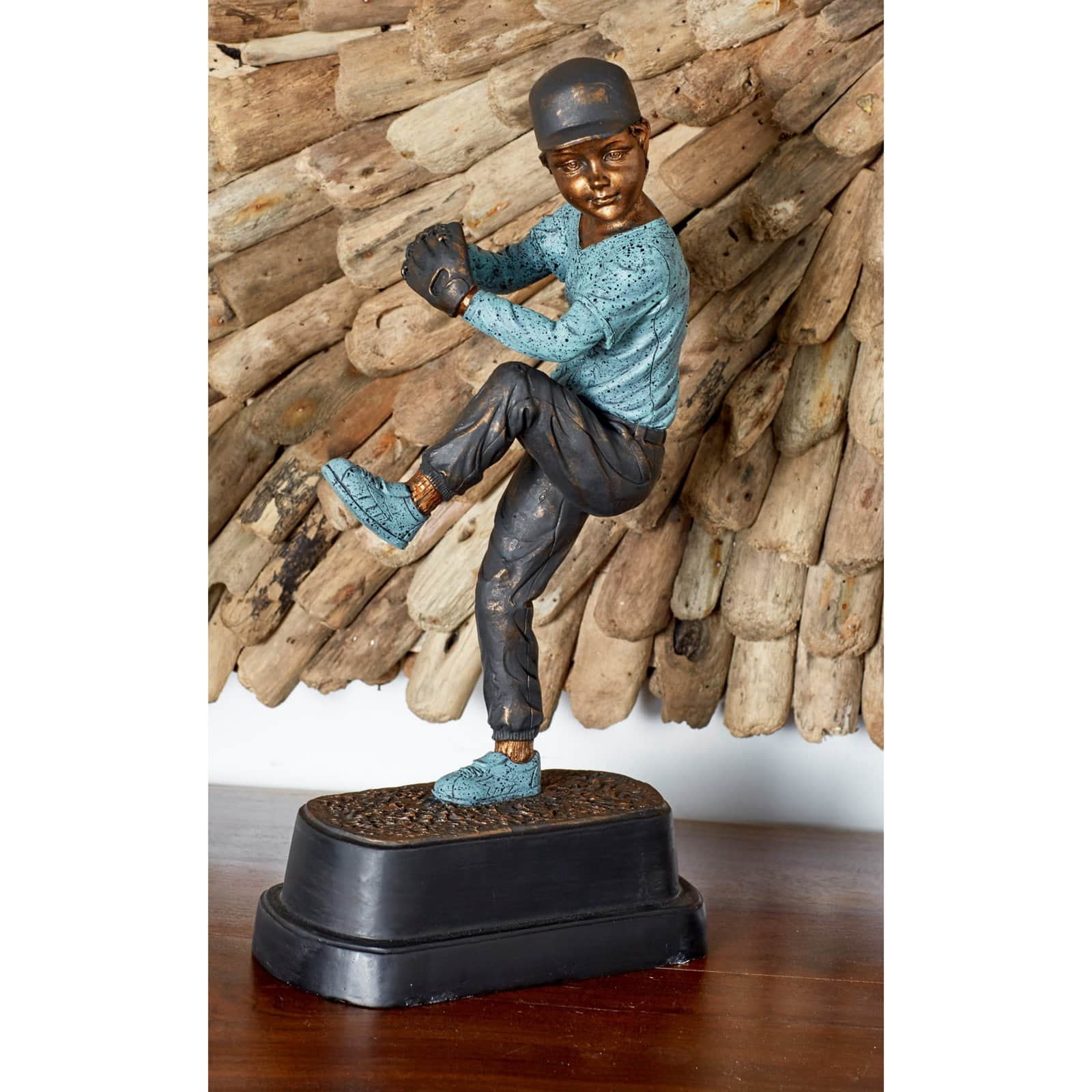 DecMode Traditional Resin Pitching Baseball Player Sculpture, Brown