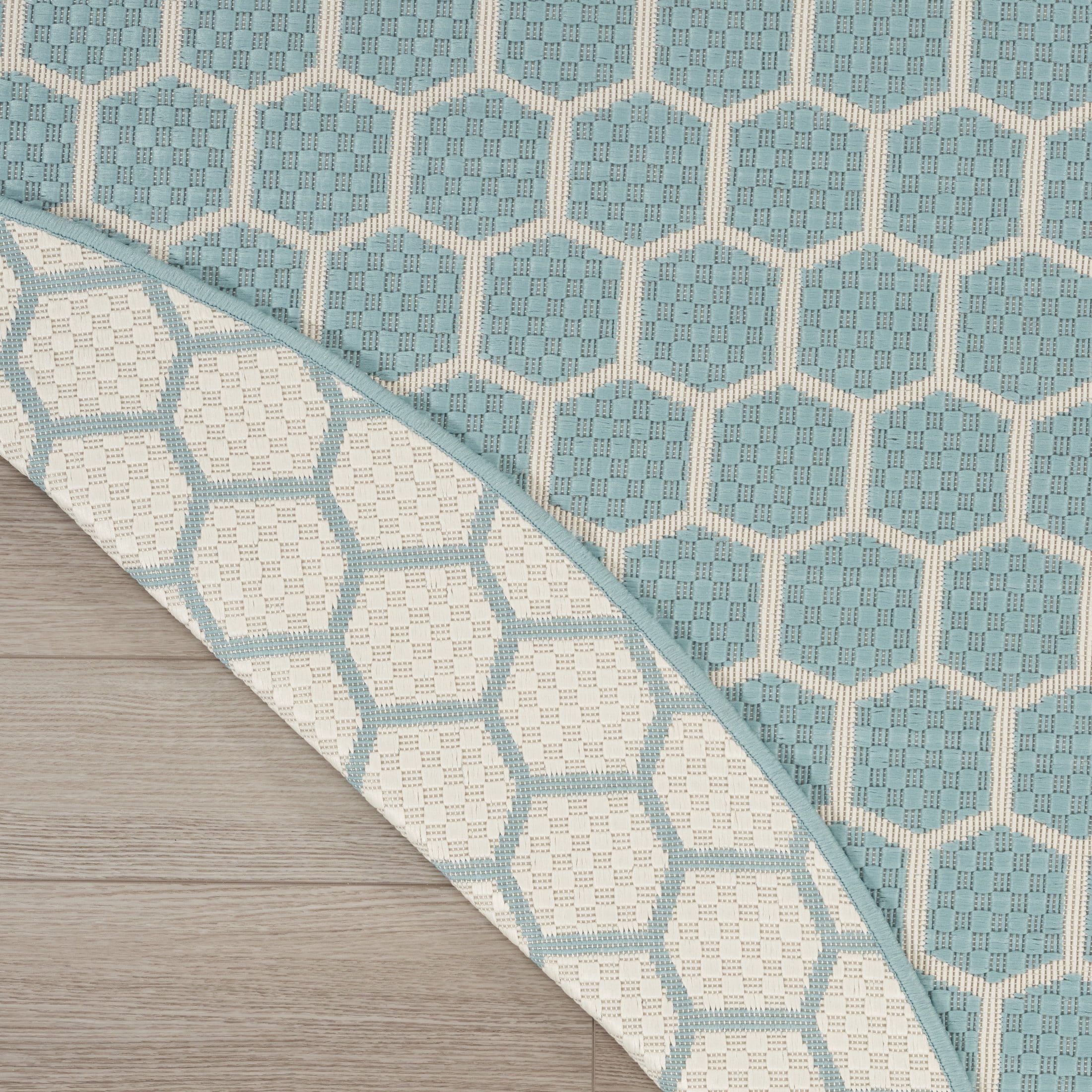 Nourison Twist Reversible 8' x Round Aqua Modern Rug