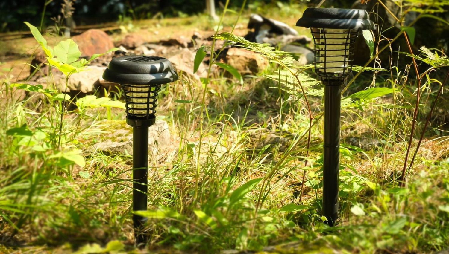 GREENSTRIKE® 2 en 1 Zapper Solaire & Lumière de Pieu