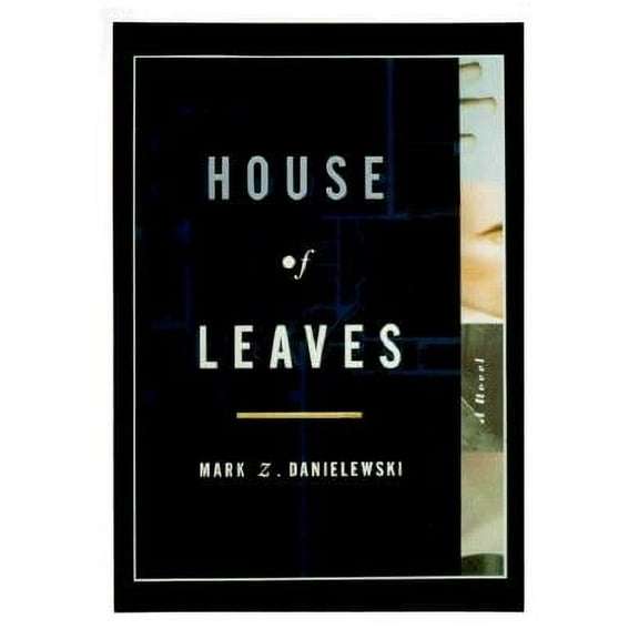Pre-Owned House of Leaves (Paperback 9780375703768) by Mark Z Danielewski