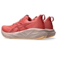 thumbnail image 4 of Zapatillas para correr ASICS NOVABLAST 5 para mujer color Rosa Oscuro Arcilla talla 11.5, 4 of 9