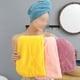 thumbnail image 5 of Paquete de 2 toallas de microfibra para secar el cabello, gorro grueso con botón, toalla para el cabello, envoltura mágica instantánea para secar el cabello, 5 of 5