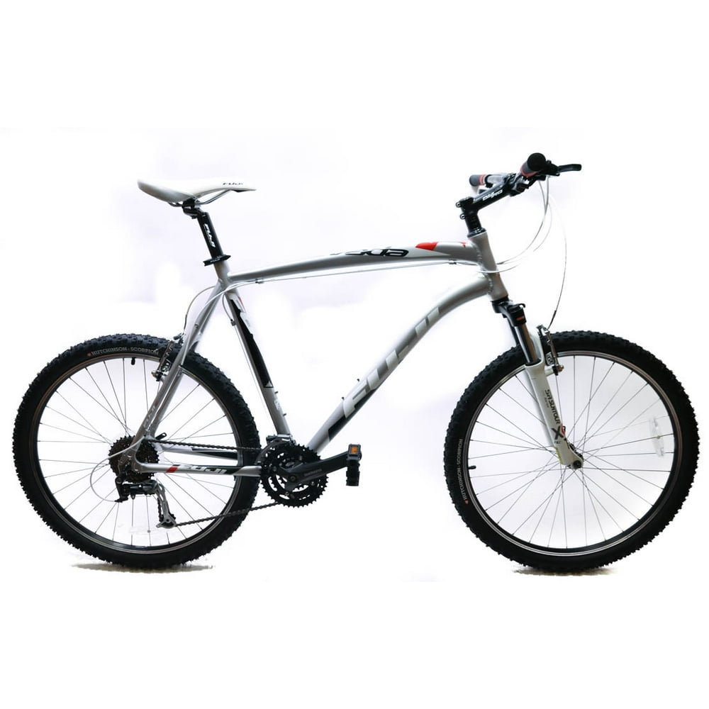 Fuji 23" Nevada 3.0 Hardtail Mountain Bike 26" Shimano Acera Alivio 9