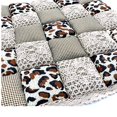 thumbnail image 3 of Cojín de asiento con diseño floral y lazos, ideal para sillas de comedor, jardín, cocina, oficina, escuela, asiento de coche, cama para mascotas, tamaño 15,7 x 15,7 pulgadas/40 x 40 cm (marrón), 3 of 3