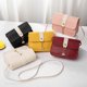 thumbnail image 1 of Bolso bandolero de mujer con correa - Bolso de hombro de moda para uso diario, viajes y trabajo, 1 of 3