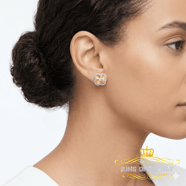 King of Bling's 925 Yellow Silver 0.80ct VVS 'D' Moissanite Square Stud Earring Men's/Womens