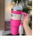 thumbnail image 2 of Aislado Al Acero Inoxidable 304 Caliente 40oz (rosa) Rojo, 2 of 7
