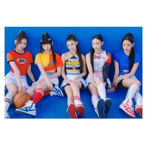 Newjeans Minji Hanni Danielle Haerin Hyein Music Poster K-Pop Home Decor For Living Room Aesthetic Kpop Female Girl Group Poster