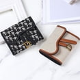 thumbnail image 2 of Cartera retro europea y americana para mujer, larga, de gran capacidad, con hebilla en D, multifunción, con tres pliegues y múltiples tarjetas, 2 of 6