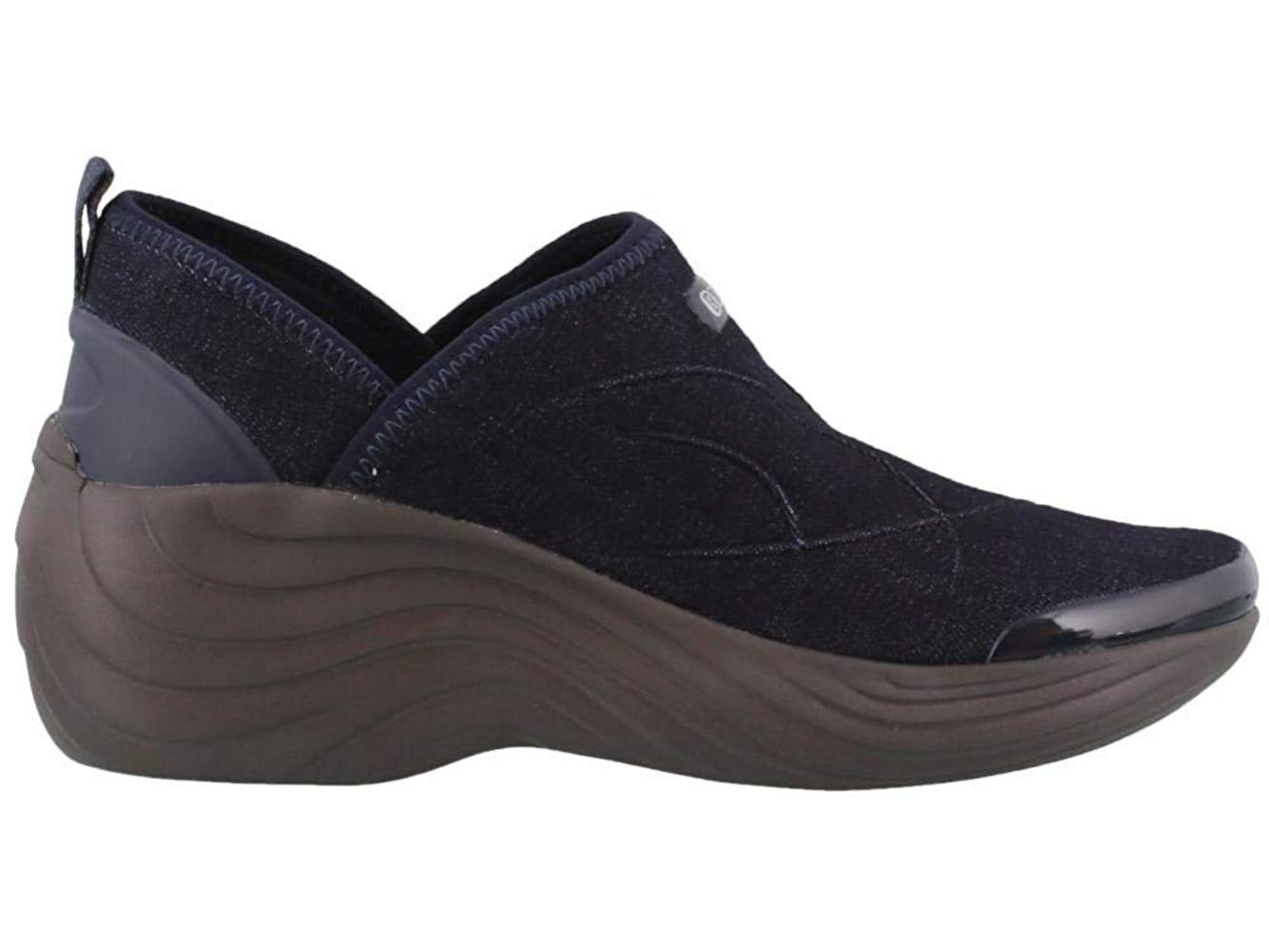 bzees zsa zsa slip on