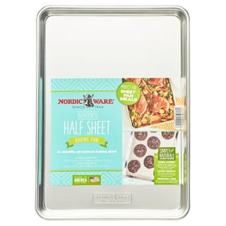 Nordic Ware Natural Aluminum Baker's Half Sheet with Lid - Silver - Bed  Bath & Beyond - 30025709