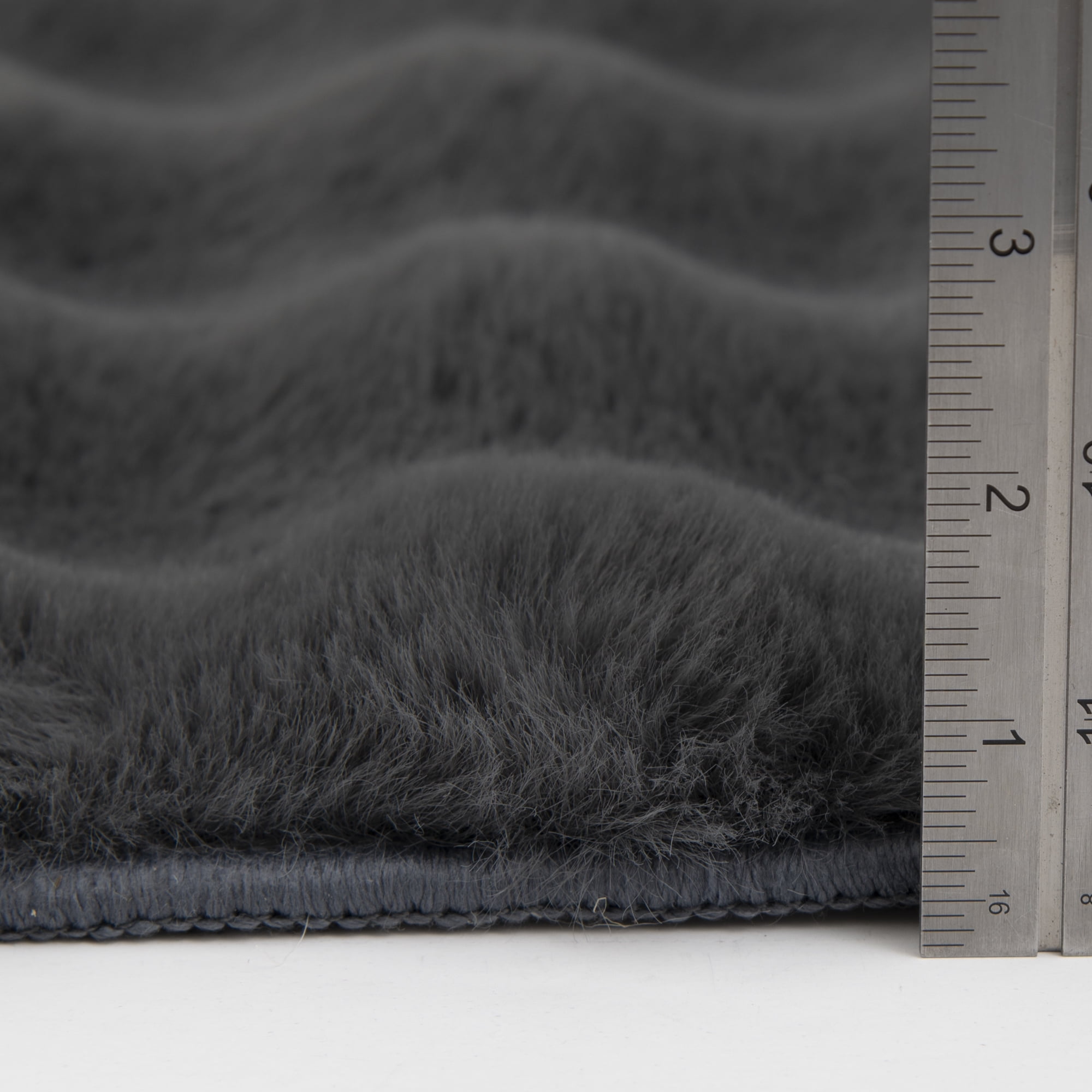 Better Homes & Gardens Gray Faux Fur Bubbles Indoor Area Rug, 7'x10'