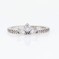 thumbnail image 5 of Anillo de muestra de pétalo brillante con diamantes bañado en plata, anillo de lujo con forma de copo de nieve y flores, regalo sorpresa, 5 of 5