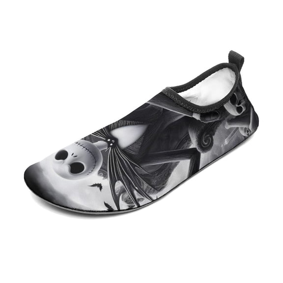 Jack Skellington Water Shoes Beach Swim Barefoot Quick Dry Aqua Socks, Non-Slip Sporty Water Shoes for Men Women 3/4women