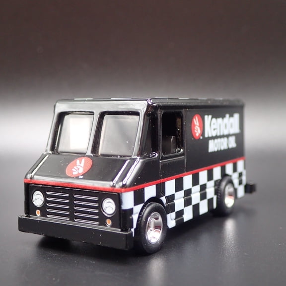 Open Box CHEVY GMC STEP BOX VAN KENDALL MOTOR OIL 1:64 SCALE DIORAMA DIECAST MODEL CAR