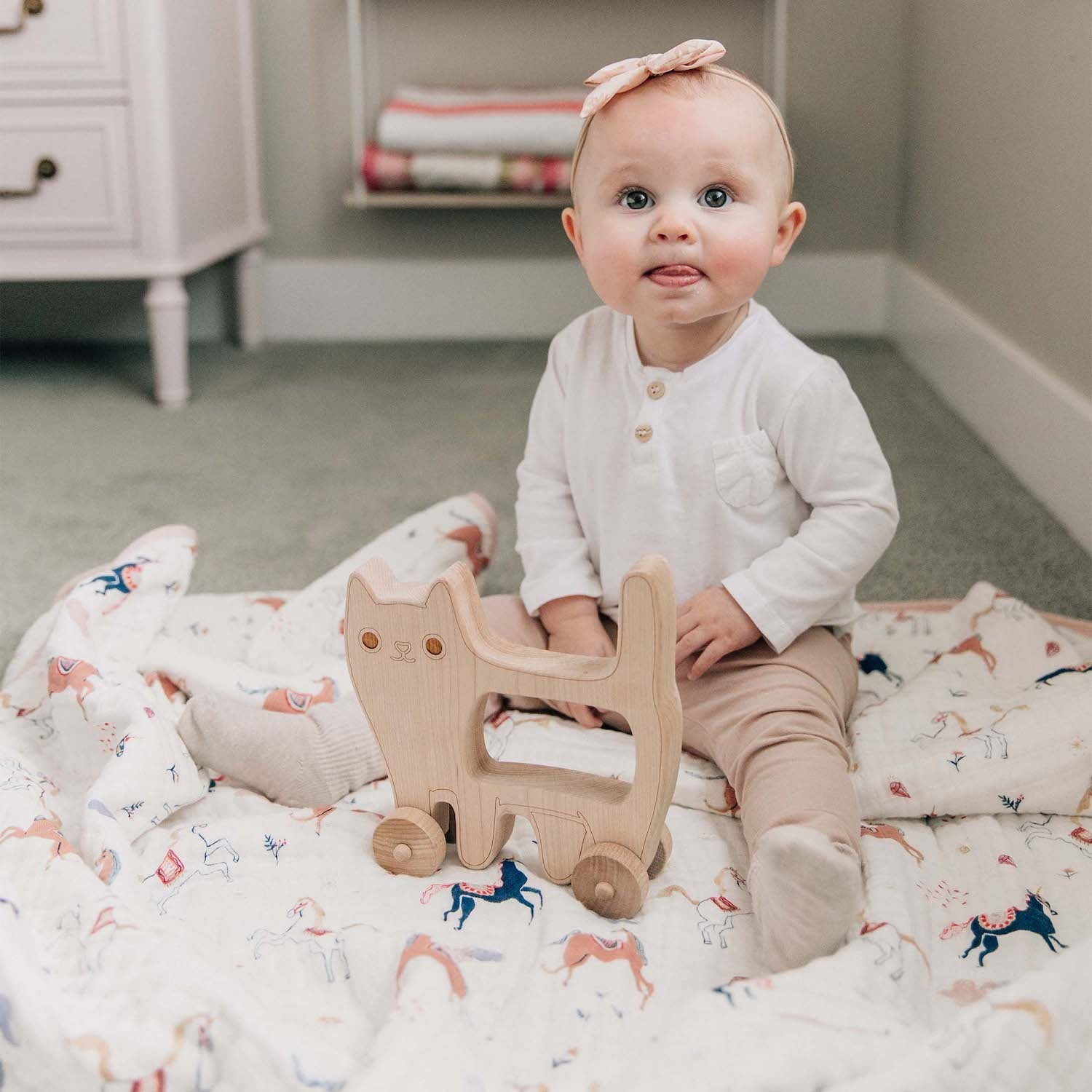 Red Rovr 100% Organic Cotton Muslin Quilted Infant Blanket, Unisex, Little Unicorns