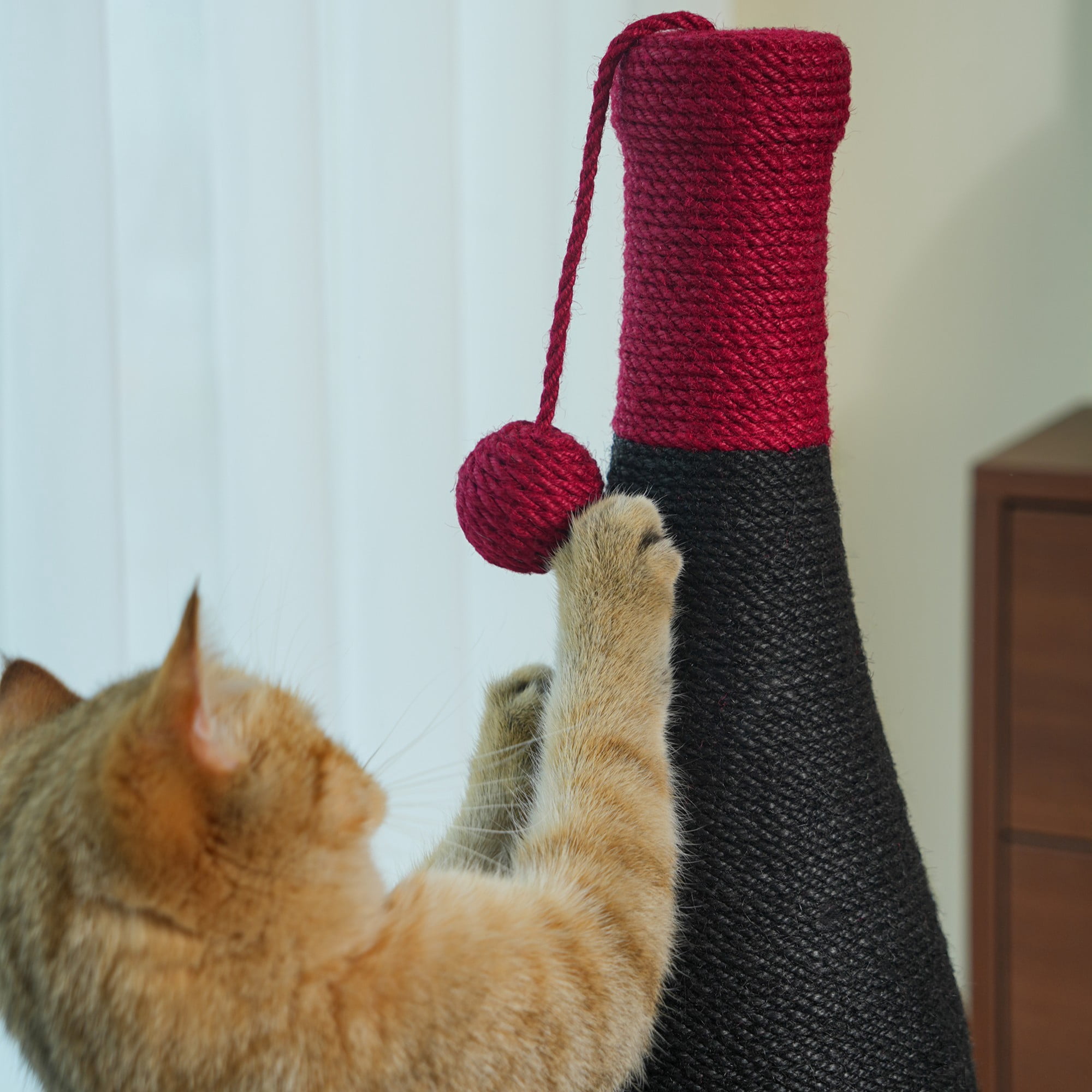 Fairela Rotating Base Sisal Rope Cat Scratching Post with Hanging Toy Ball, Brown Wine Bottle
