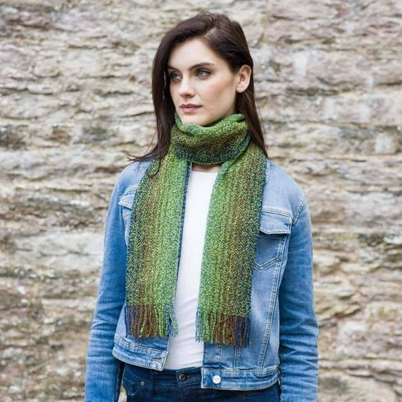 Mucros Weavers Adult Ladies Super Soft Merino Skellig Scarf – Green