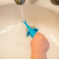 thumbnail image 2 of Cepillo de dientes de entrenamiento para bebés y niños pequeños, suave para los primeros dientes del bebé, elefante azul, sin BPA, 0-3 años, 2 of 4