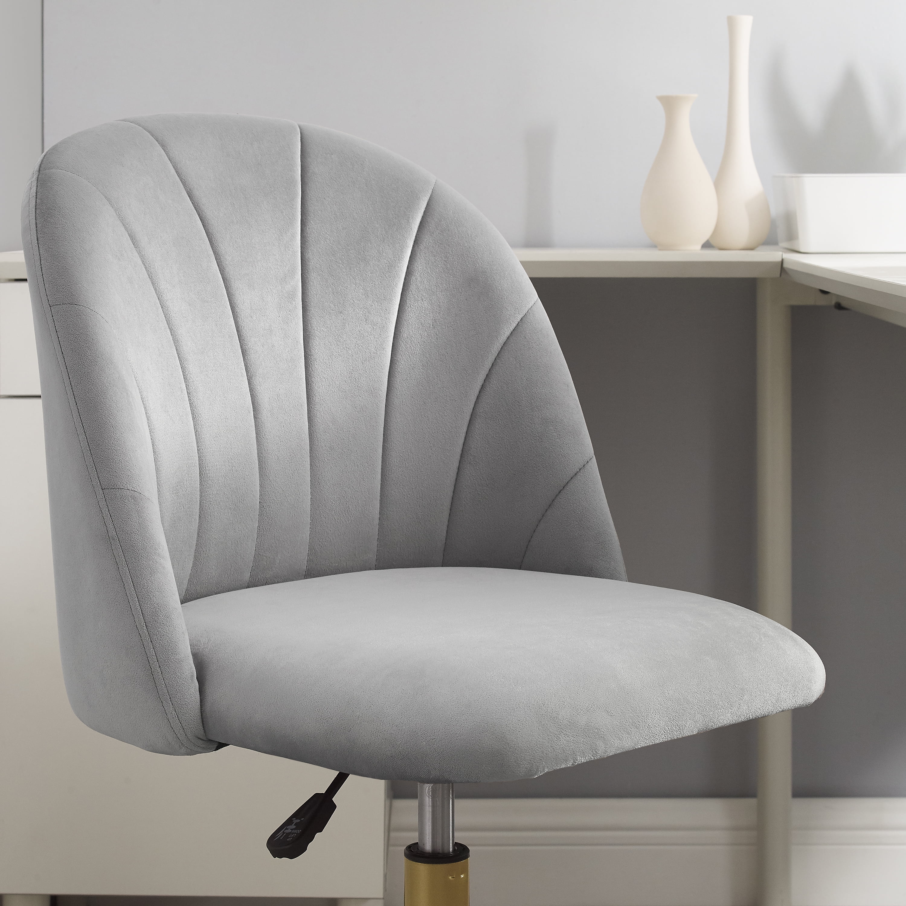 Alondria chair new arrivals