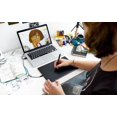 thumbnail image 3 of Tablette graphique Wacom One par Wacom avec stylet - Moyenne, 3 of 4